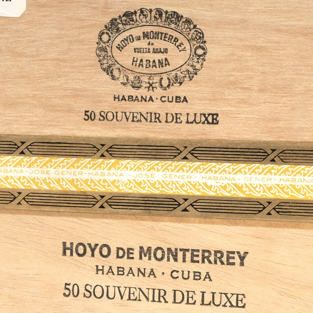 Hoyo De Monterrey Souvenir De Luxe Box Of 10 X 5 5
