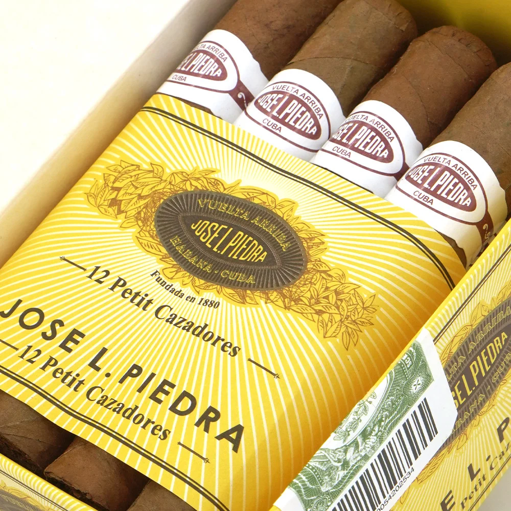 Jose L Piedra Petit Cazadores Box Of 12 2